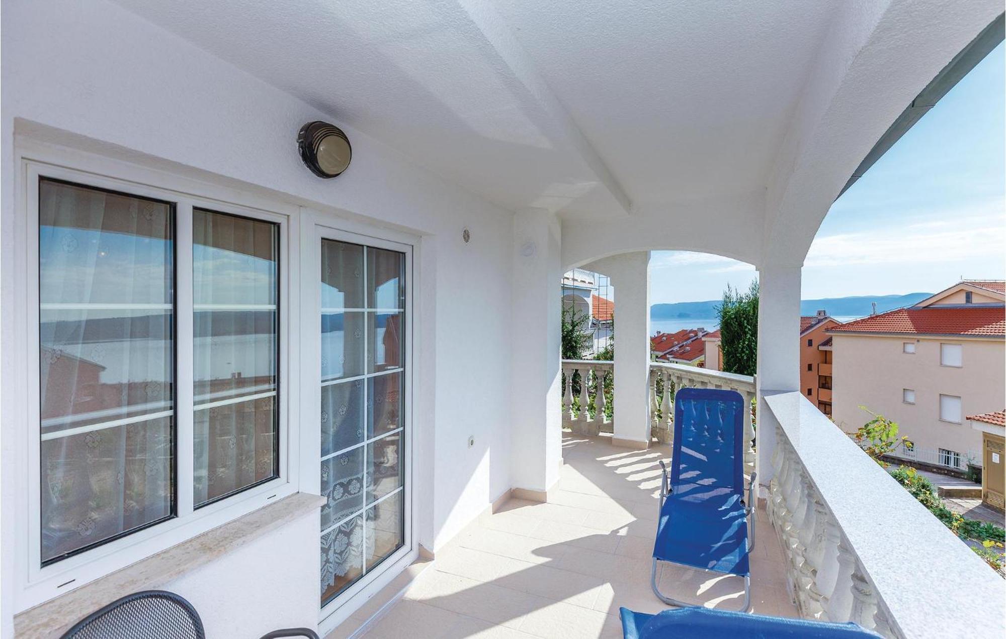 1 Bedroom Cozy Apartment In Crikvenica Bagian luar foto