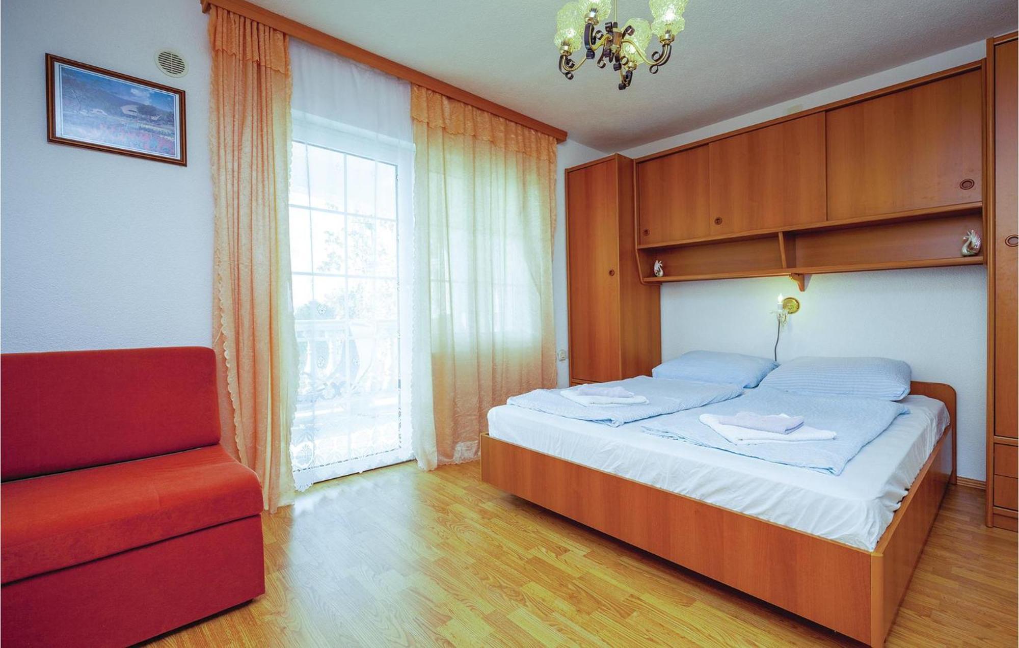 1 Bedroom Cozy Apartment In Crikvenica Bagian luar foto